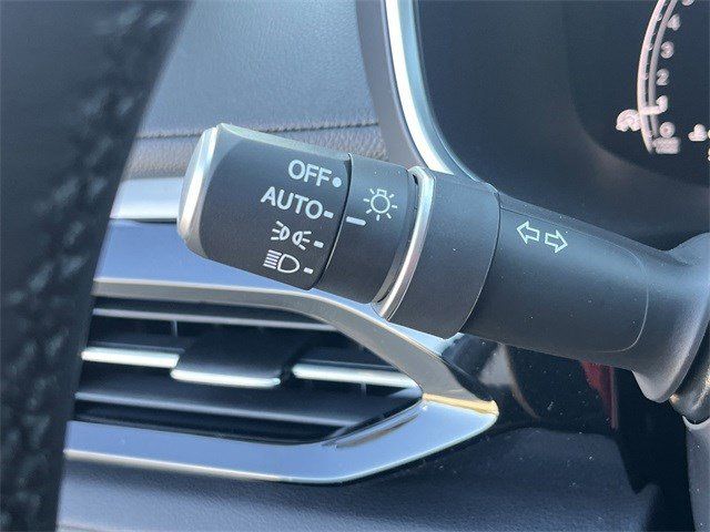 New 2026 Platinum White Pearl Acura Technology Package image 24