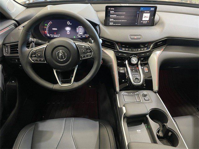 Used 2025 Majestic Black Pearl Acura Technology Package image 9