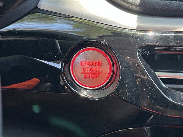 Used 2026 Solar Silver Metallic Acura Technology Package image 22