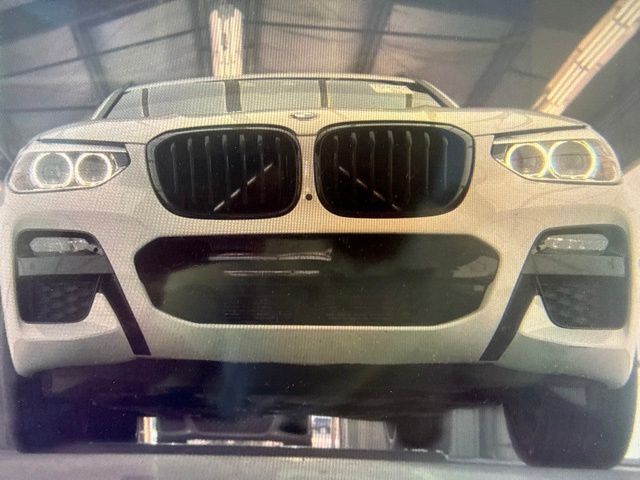 Used 2021 Alpine White BMW sDrive30i image 10