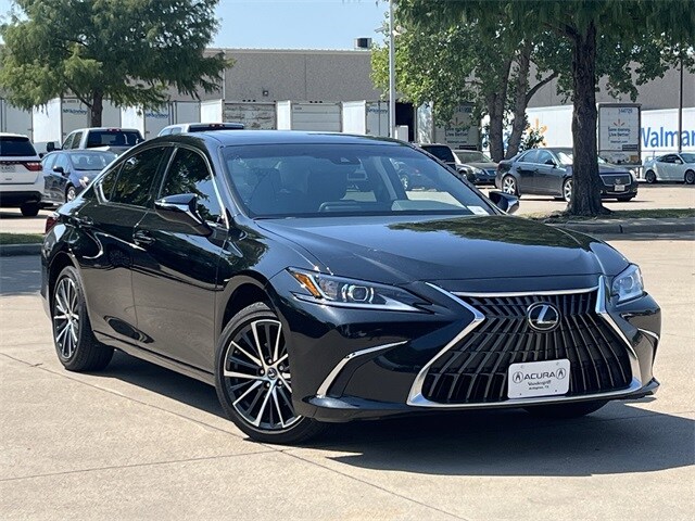 2024 Lexus ES 250 Luxury photo 2