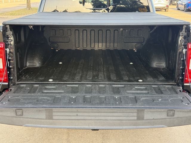 Used 2023 Agate Black Metallic Ford XLT image 29