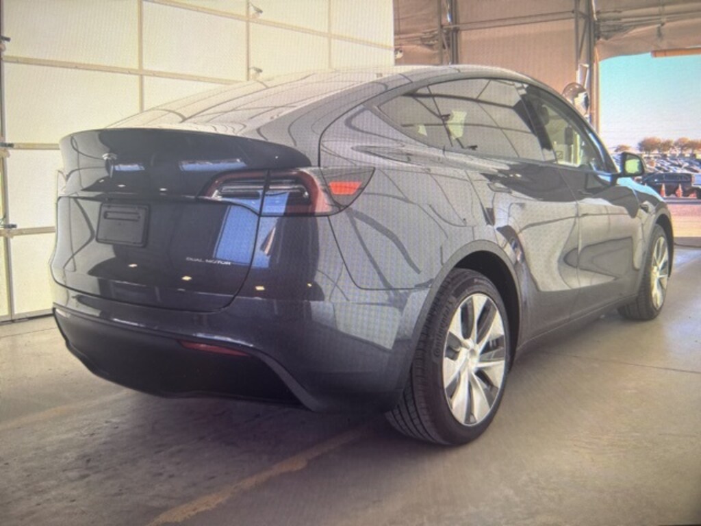 Used 2022 Tesla Model Y Long Range SUV