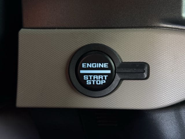 Used 2024 Azure Gray Metallic Tri-Coat Ford Wildtrak image 20