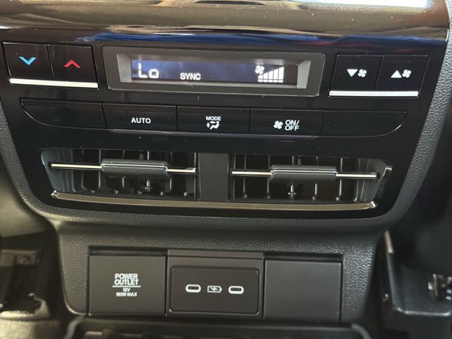Certified Used 2025 Liquid Carbon Metallic Acura Technology Package image 30
