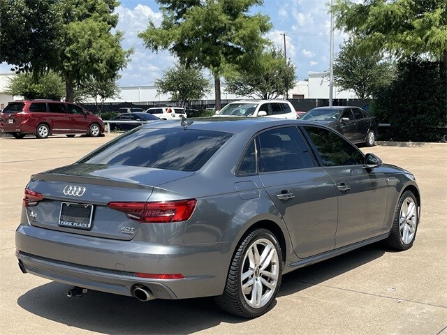 2017 Audi A4 2.0T Premium photo 4