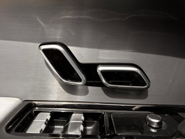 Used 2023 Firenze Red Metallic Land Rover SE image 30