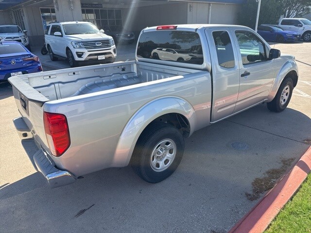 2015 Nissan Frontier S photo 4