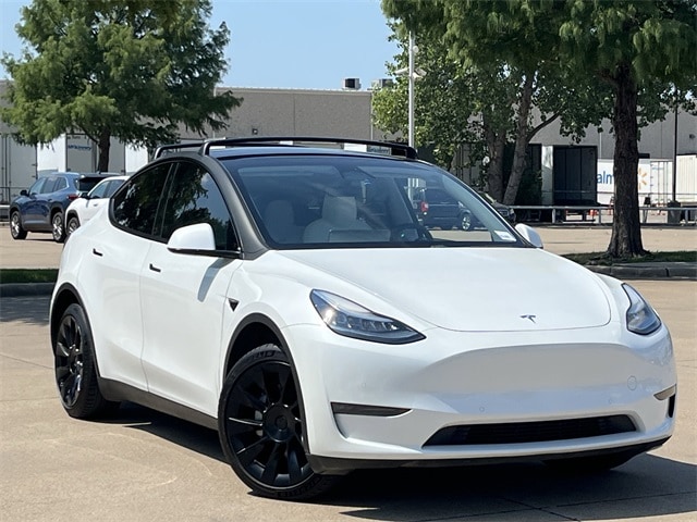Used 2020 Tesla Model Y Long Range with VIN 5YJYGDEE7LF014722 for sale in Arlington, TX