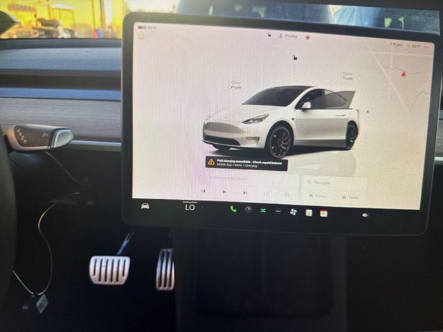 Used 2023 Pearl White Multi-Coat Tesla Performance image 11