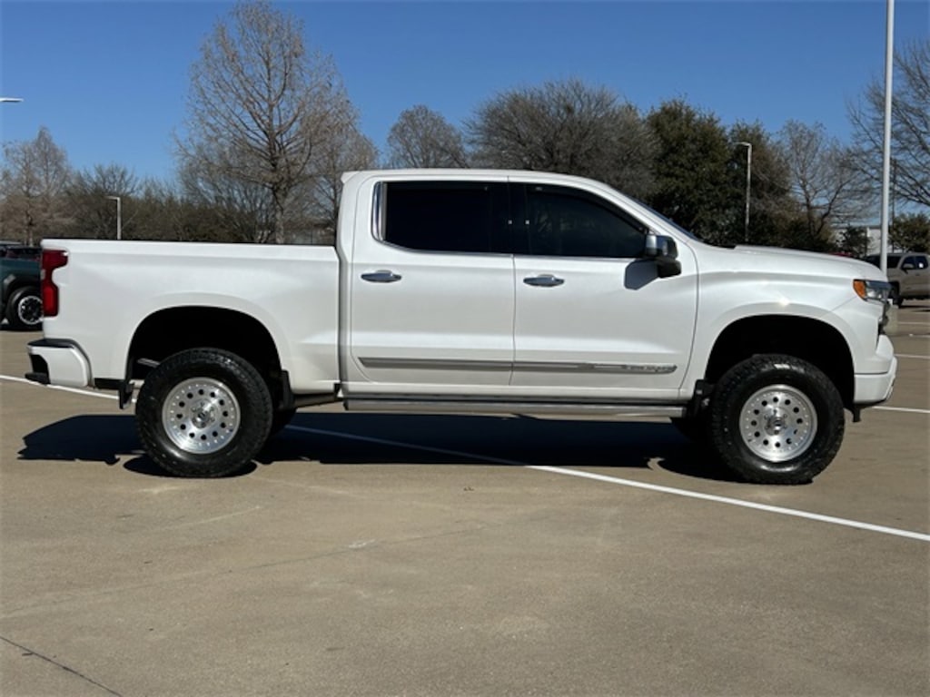 Used 2024 Chevrolet Silverado 1500 High Country Truck Crew Cab
