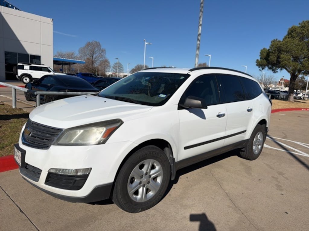 Used 2017 Chevrolet Traverse LS SUV