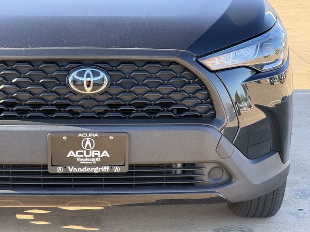 Used 2023 Jet Black Toyota LE image 8