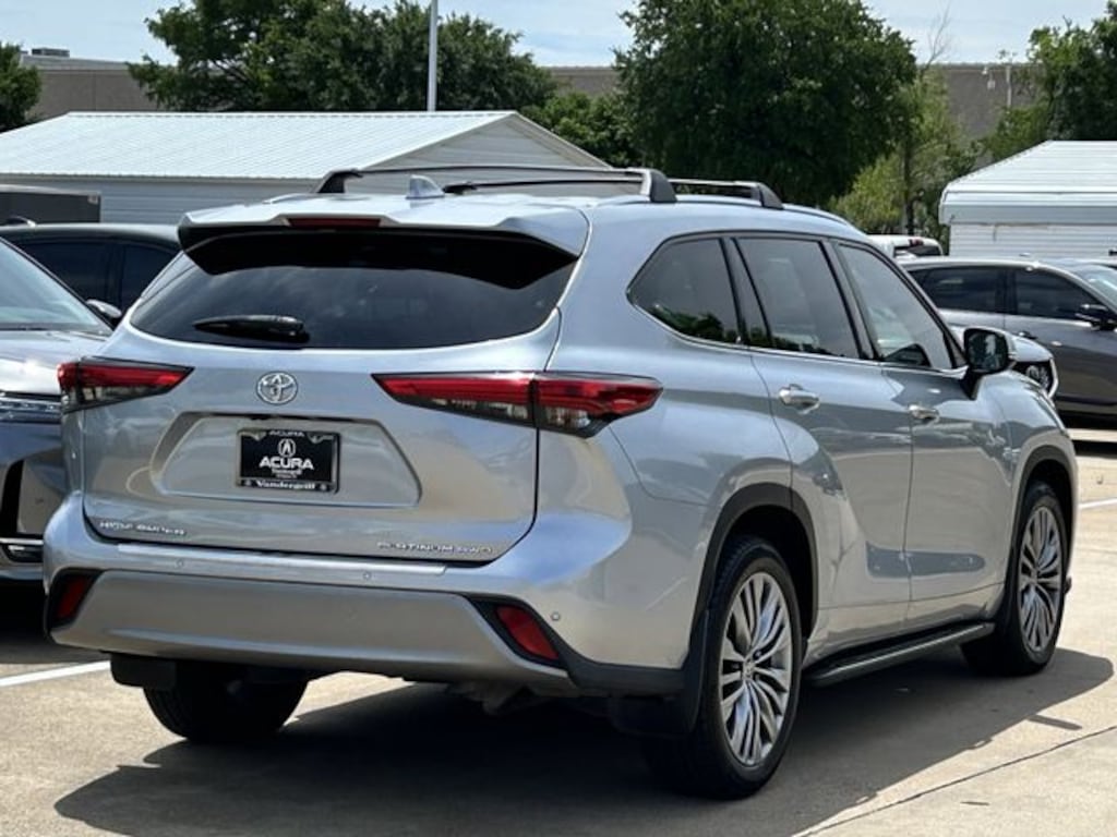 Used 2020 Toyota Highlander Platinum SUV