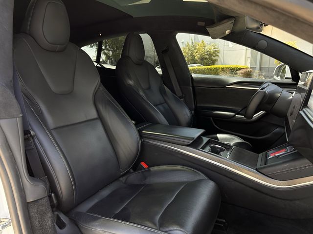 Used 2021 Pearl White Multi-Coat Tesla Plaid image 25