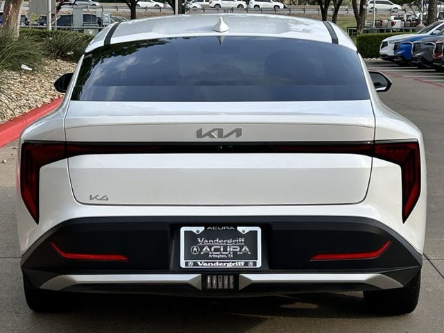 Used 2025 Snow White Pearl Kia EX image 5