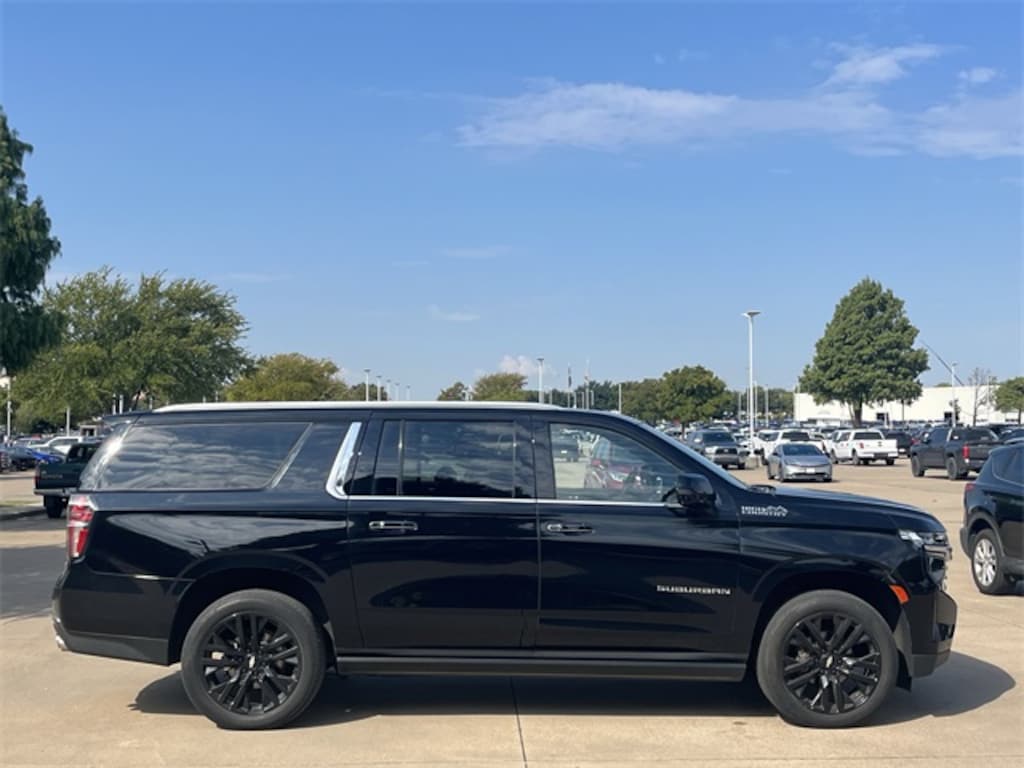 Used 2023 Chevrolet Suburban High Country SUV