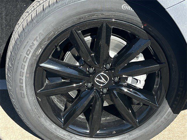 New 2026 Solar Silver Metallic Acura SH-AWD image 10