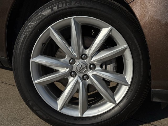 Used 2019 Canyon Bronze Metallic Acura Base image 9