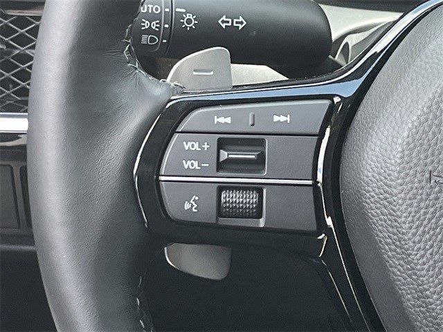 Used 2025 Platinum White Pearl Acura Base image 14