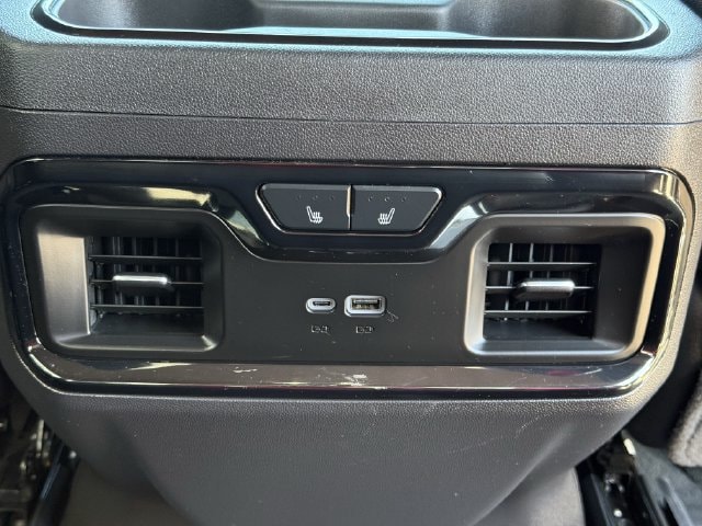 Used 2024 Onyx Black GMC AT4 image 27