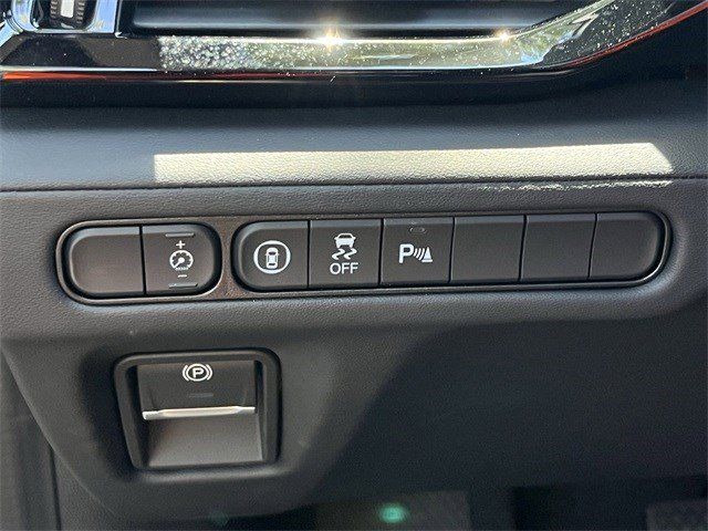 Used 2026 Solar Silver Metallic Acura Technology Package image 24