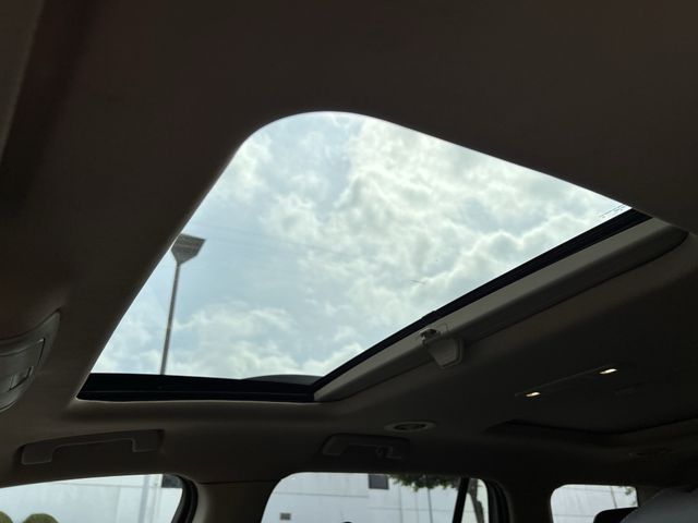 Used 2017 Iridium Metallic GMC Denali image 25