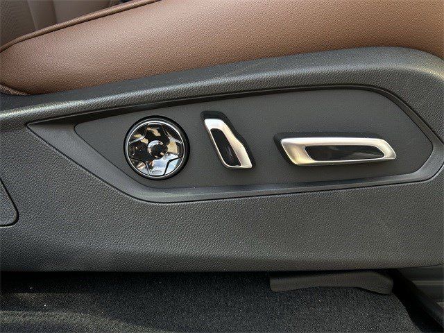 New 2026 Majestic Black Pearl Acura SH-AWD Technology Package image 29