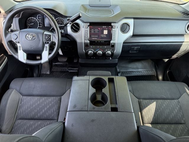 Used 2020 Cement Toyota SR5 image 10