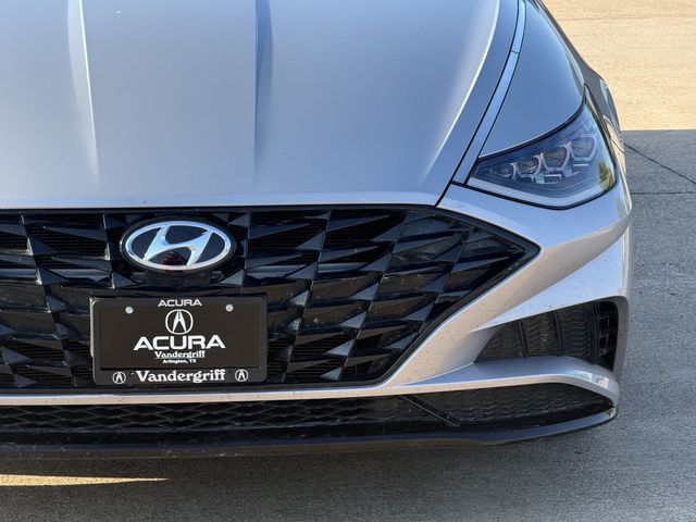 Used 2023 Curated Silver Hyundai SEL image 8