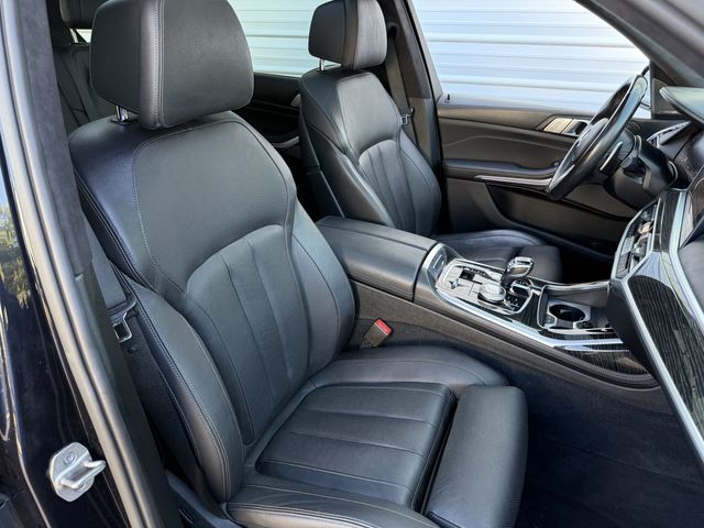 Used 2021 Carbon Black Metallic BMW M50i image 28