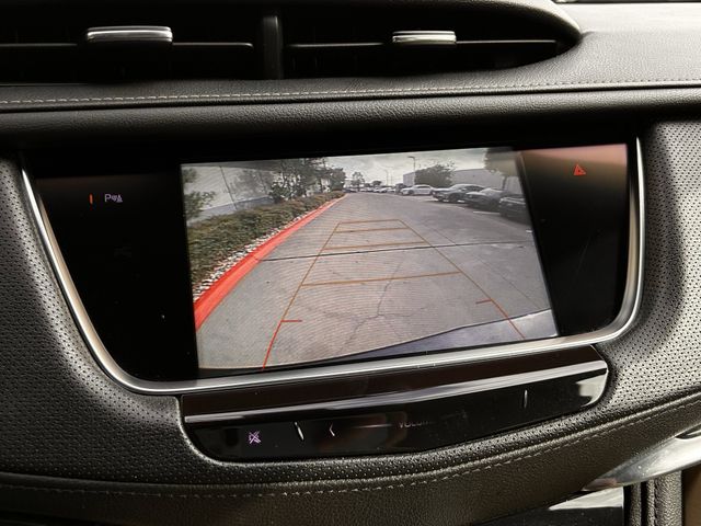 Used 2018 Dark Granite Metallic CADILLAC Base image 20