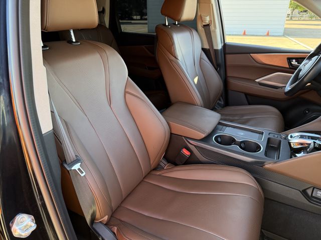 Used 2025 Majestic Black Pearl Acura Technology Package image 27