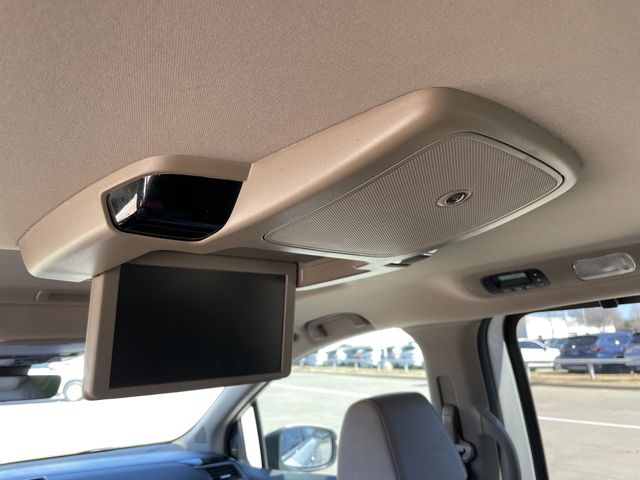 Used 2023 Platinum White Pearl Honda Touring image 22