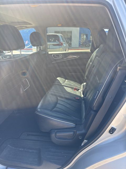 Used 2018 Liquid Platinum INFINITI Base image 5