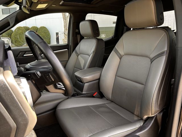 Used 2023 Black Chevrolet ZR2 image 27