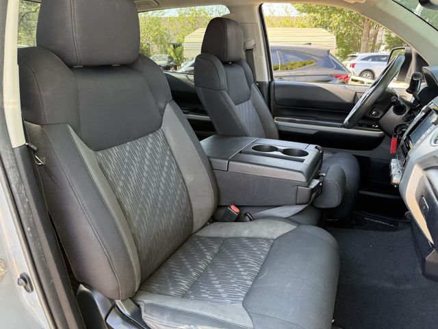 Used 2020 Cement Toyota SR5 image 25