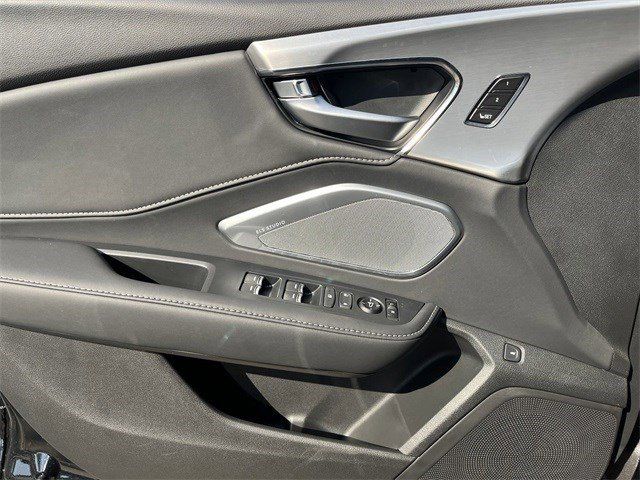 Used 2025 Majestic Black Pearl Acura Technology Package image 26