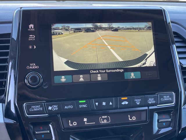 Used 2023 Platinum White Pearl Honda Touring image 18