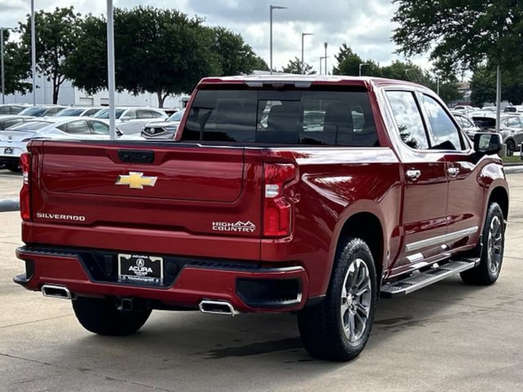 Used 2025 Chevrolet Silverado 1500 High Country Truck Crew Cab