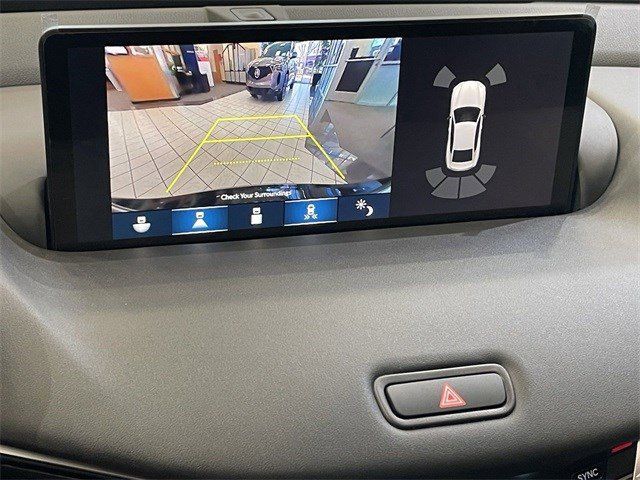 Used 2025 Majestic Black Pearl Acura Technology Package image 15