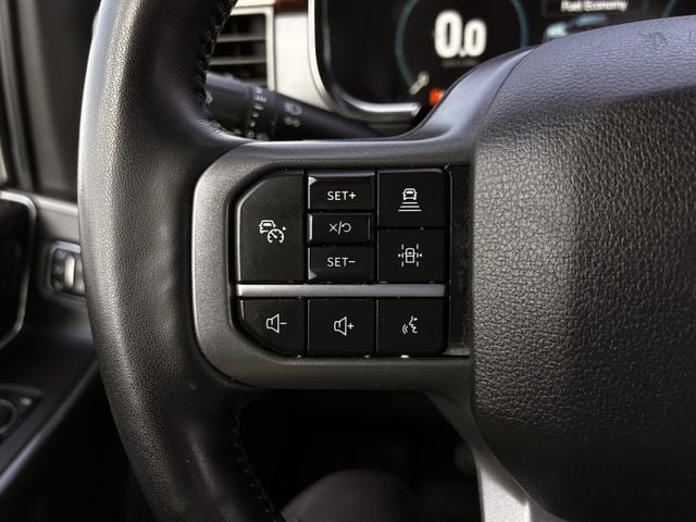 Used 2022 Star White Metallic Tri-Coat Ford Lariat image 13