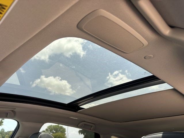 Used 2026 Solar Silver Metallic Acura Advance Package image 26