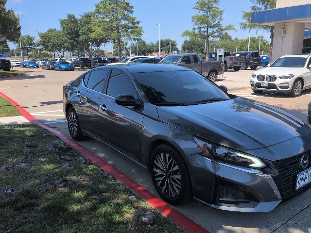 2024 Nissan Altima 2.5 SV's photo