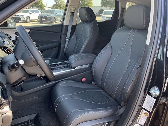 Used 2025 Majestic Black Pearl Acura Technology Package image 28