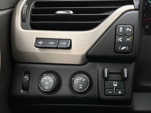 Used 2020 Onyx Black GMC Denali image 27