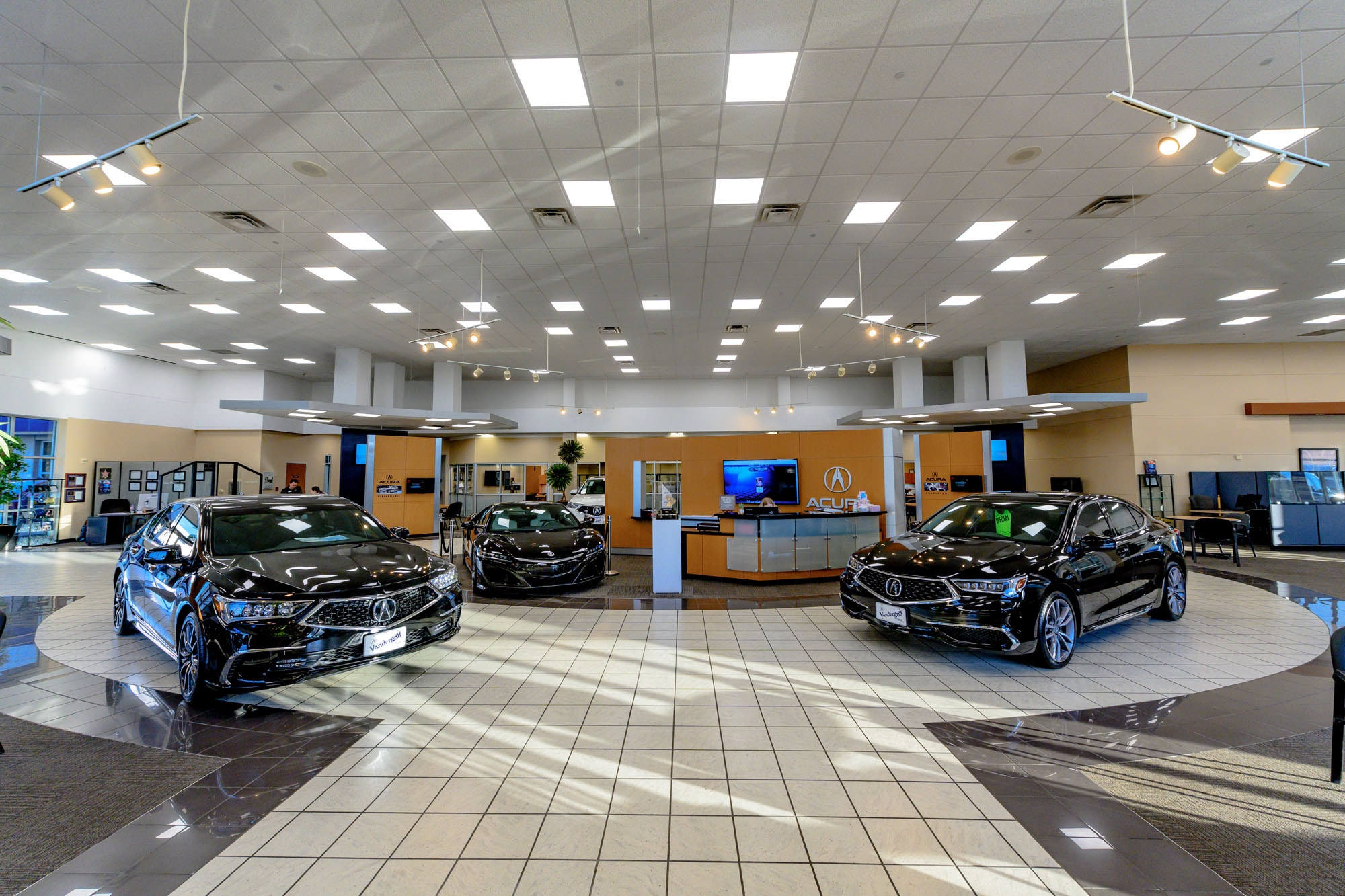 Vandergriff Acura Showroom