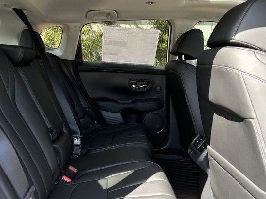 New 2026 Platinum White Pearl Acura Base image 30