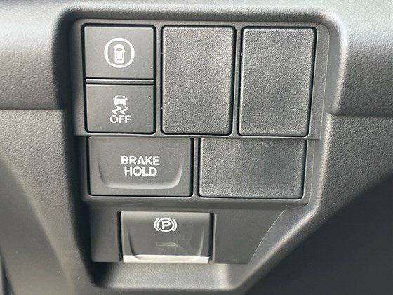 New 2026 Platinum White Pearl Acura SH-AWD image 25