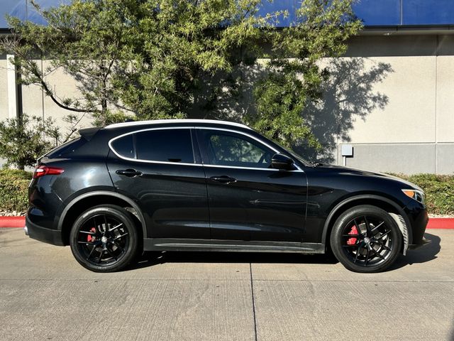 Used 2018 Vulcano Black Metallic Alfa Romeo Ti image 3